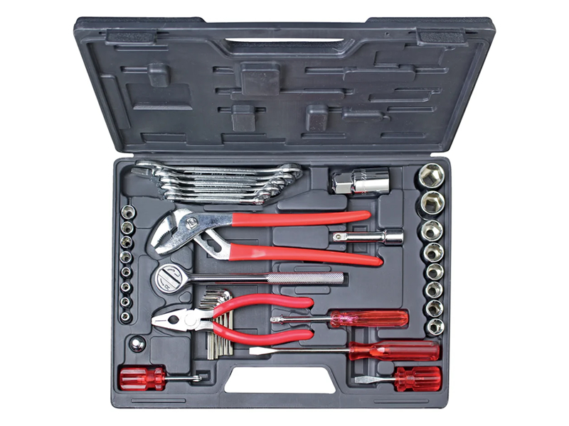 UTENSILI IN VALIGETTA 40PZ  1980066